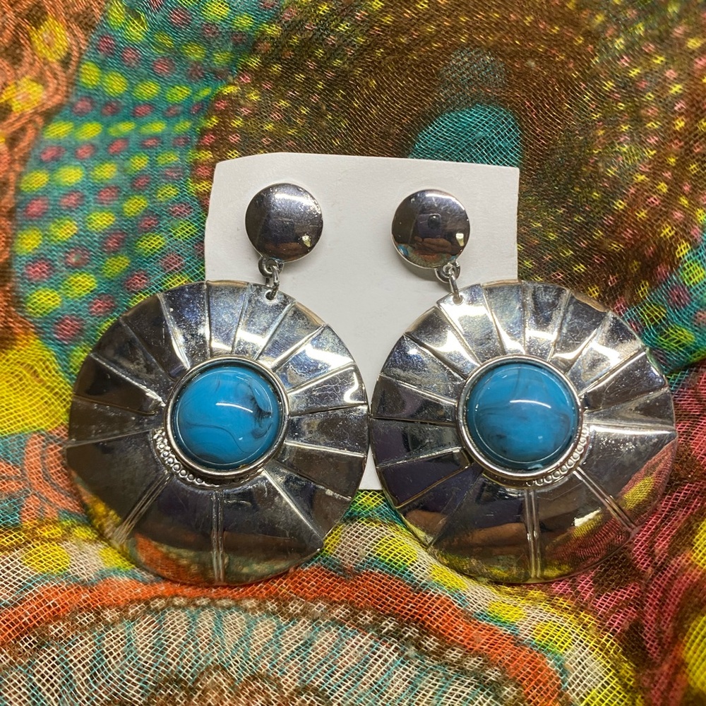 ✨ Bold Southwestern-Style Sunburst Earrings with Turquoise Blue Stones